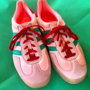 Size 9 ladies pink Adidas Gazelle